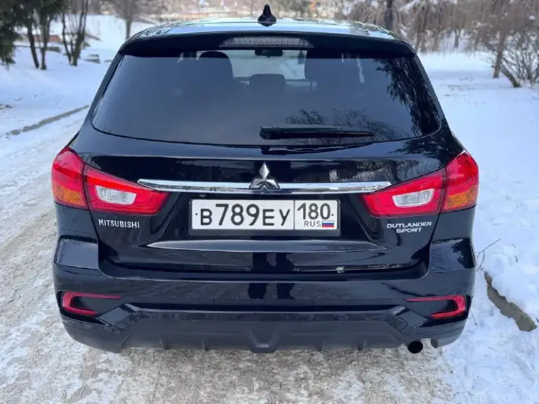 Mitsubishi asx 2019
Продам авто в отличном состоянии, 65 т км
2019 Год, 2.0 бензин, автомат, климат-контроль, круиз-контроль, зимняя резина.
Авто обслужено, с документами порядок
Цена 1 млн 650 т рублей, торг, обмен
+79493145500
📞 Звоните: +7(949)3145500 - фотография - 5