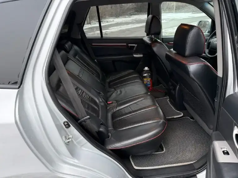 Hyundai santa fe. 2008г 2.2дизель автомат. Машина в максимальной комплектации, в идеальном состоянии как внешне так и технически, кто первый приедет тот и заберет!пробег 182т. К. Цена 1мл 100тр. Г макеевка +79494961061 - фотография - 6