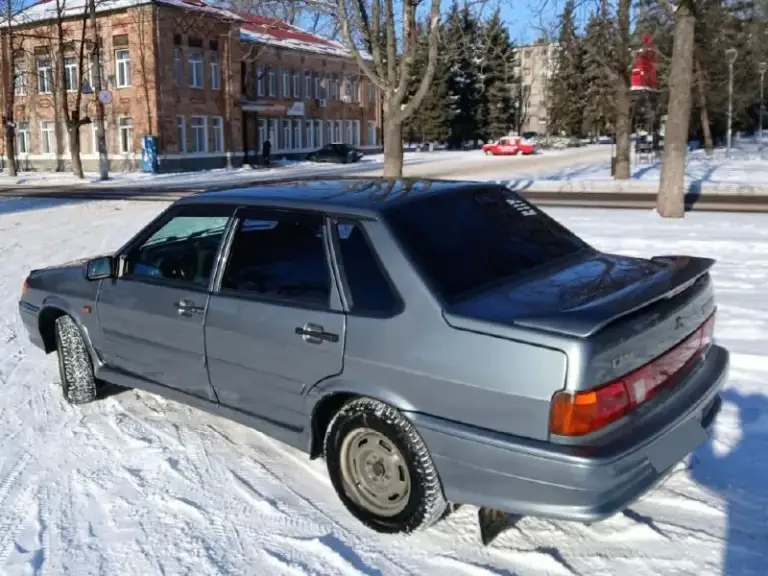 Продам ваз 2115 2012г. В.
Автомобиль в хорошем целом состоянии!
Вложений никаких не требует!
Оригинальный пробег составляет 113 тысяч километров!
Птс оригинал 3хоз.
Зеленая автотека.
Кузов живой!
Без гнилья ржавчины и прочих нюансов!
Авто весь в родном метали!
Все герметики и швы родные!
Остекление родное!
Днище, пороги, стаканы, низа дверей, лонжероны, ниша под запаску, все целое!
Авто не требует сварочных робот!
Техническая часть на 5/5!
Двигатель 8 клапанный!
Шепчет, работает ровно и тихо, без посторонних шумов, масло не берет!
Кпп не разболтана!
Переключается плавно, без каких либо хрустов и вылетов!
Ходовая часть идеал!
Абсолютно без стуков скрипов и прочего!
В ходу очень мягкая и взбитая!
Комплектация люкс:
Эл. Стеклоподъемники,
Электро педаль, подогрев сидений, бортовой компьютер, музыка, двух режимные led туманки, сигнализация, сервисные книжки,
Новая зимняя резина norman.
Оформление в мрэо без трудностей!
Цена 320:000т. Р.
Торг уместен.
Тел: +79490064017 - фотография - 4