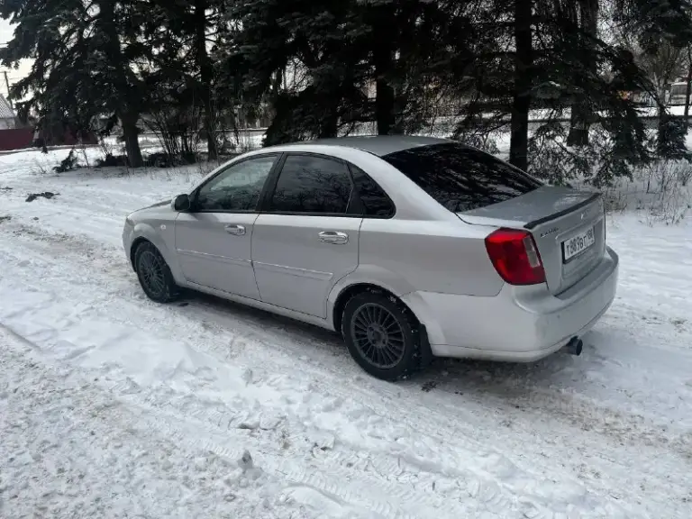 🚙Марка: chevrolet lacetti
⚙️Двигатель: 1.6
⛽️Вид топлива: бензин
📅Год выпуска: 2008
💴Цена:570.000 руб торг у заднего и переднего бампера
🗺️Пробег:225.000 км
📦:Кпп :механика
Автомобиль в хорошем состоянии, едет бодрее чем стоковый 1.6, салон не протёртый не прокуренный техническая часть на отлично недавно прошел полная то, замена форсунок, свечей, поменян полный комплект сцепления, заменен ближний свет на галогенный, так же стоит выхлопная прямоток.
По комплектации: гур, полностью в шумоизоляции, четыре стеклоподъемника, электро зеркала, датчик света, климат контроль, кондиционер, подогрев сидений имеются задние парктроники, стоит android планшет, мощный сабвуфер, 4 динамика. Зимняя резина
+ Летняя новая в комплекте
Все остальные доп вопросы
По телефону
+79497114808
📍•Город мариуполь
@Yaroslav_ipf
📞 Звоните: +7(949)7114808 - фотография - 5