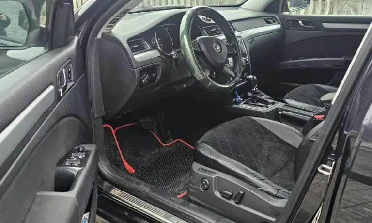 Skoda superb 2014
Представляем вашему вниманию автомобиль, в котором гармонично сочетаются премиальный комфорт, продуманная эргономика и чешское качество сборки.
Количество владельцев: 2;
Пробег: 175 000 км.
Богатая комплектация. В наличии все необходимые опции для комфортной и безопасной езды
Надёжность и долговечность
Комфорт и удобство в каждой детали
Разумное соотношение цены и качества.
Без вложений сел и поехал
1250000
Донецк
89495681038
📲 Tg: @krasava113
📞 Звоните: +7(949)5681038 - фотография - 5