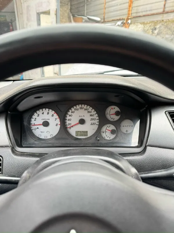 💶 Цена: 430.000р (торг уместен) 📮 город:донецк днр 🚘 марка / модель: mitsubishi lancer 9 📅 год выпуска:2006 📊 пробег: 210.000 км ⛽ двигатель (тип, объем, ):бензин 1.6 🔧 тип кпп:механика 📝 описание: двигатель работает отлично, не дымит, не троит ! Кпп переключается мягко и плавно ! Ходовая не гремит, не стучит, никуда не тянет! Машина без ржавчины и гнили (есть небольшие нюансы на передней левой и задней левой двери)! Кондиционер заправлен и работает хорошо ! Стоят дорогие диски r16 с хорошей резиной ! Стоит хорошая музыка ! Установлен приятный прямоточный выхлоп hks (заводской выхлоп отдаю в подарок)! Установлена распорка передних стаканов! Поменял ремень грм, ролик, сальник распредвала, датчик положение коленвала, заменил жидкость гур, антифриз, тормозную жидкость, прокладку клапанной крышки! Машина хранится в тёплом гараже ! Я владелец по птс, птс оригинал ! В подарок отдам новые тормозные колодки ручника, ремкомплект суппортов. Телеграмм: +79493268970
📞 Звоните: +7(949)3268970 - фотография - 7