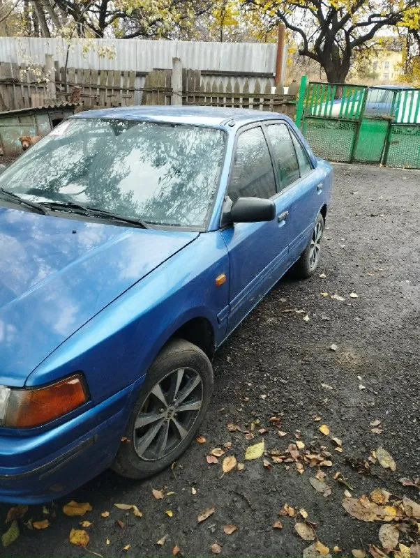 Продам mazda 323 iv (bg) 1990 (инжектор) кузов заменен в 2001 году (вписан) газ евро 4 (35л бублик) много чего сделано: - нов. Эбу (старое рабочее отдам) - генератор - трамблёр - проводка - бензонасос - тормоза (осталось ток задние шланги поменять, есть в наличии) - полностью заменен комплект сцепления много деталей отдам (косу новую, эбу, трамблёры 2шт, старый генератор) машина на уверенном ходу, любые проверки без рыжиков, кузов оцинкован, двигатель "b67k 1.6 миллионик" пробег 346тыс запчасти по vin спокойно можно найти (гаражное хранение, !!!dpr номера не успел поставить на росс номера!!! ) цена: 255тыс +79493665608 (дмитрий)
📞 Звоните: +7(949)3665608 - фотография - 2