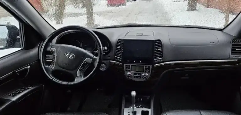 Продам hyundai santa fe
2.4 Бензин
Год выпуска 2012
Состояние идеальное.
Без вмятин царапин
И рыжиков
Сервисные книги.
Кнопка star - stop
Без ключевой доступ
Вложений не требует!
Любое оформление!
Салон не затертый не порваный
Резина новая pirelli
Авто полностью обслужена до мелочей
Мотор работает ровно.
Коробка переключает идеально
Климат контроль работает
Все жидкости заменены!
Стекла все родные
Каждая кнопка работает)
Цена 1.565₽
+7-949-794-46-27
Остольные вопросы по телефону
Звоните в любое время. - фотография - 5