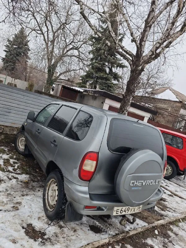 Шевроле нива 4х4 2006г.
Автомобиль на полном ходу, доедет куда угодно и обратно! 1.7, инжектор после кап. Ремонта, убедитесь при осмотре, движок шепчет.
По металлу все целое, варить не надо. Изъяны только внешне!
Юридически чистая, документы на руках, переоформление без проблем.
Ходовая мячик, раздатки работают в штатном режиме.
Комплектация с кондиционером!!!
2 Электроподьемника, сигнализация, подогрев передних сидений, гур перебран, рулевая новая.
Цена 330 000р уместен торг
Осмотр в г. Енакиево
+79491016439
+79518746583
📲 Tg: руслан
📞 Звоните: +7(949)1016439 - фотография - 2