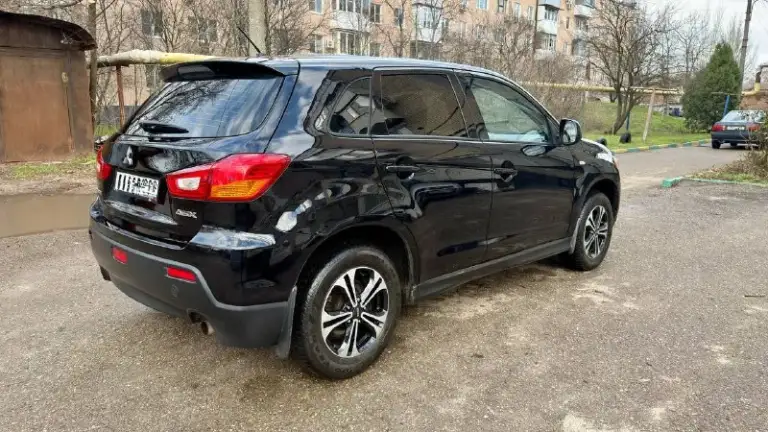 💶 Цена: 980.000₽. Торг, возможен обмен.
🚘 Марка / модель: mitsubishi asx
📅 Год выпуска: 2012
📊 Пробег:.198.000 км
⛽ Двигатель (тип,
Объем, ):бензин 1.8
🔧 Тип кпп: автомат
Харцызск-макеевка
Тел +7 (949) 040-28-44 феникс. Николай
+7 (920) 211-58-75. Мегафон
.Ватсап, телеграмм,
📝Описание: по документам авто чистая, любое оформление, пробег родной, автомобиль в очень хорошем состоянии, кузов практически весь в родной краски, не битый, без гнили и ржавчины, пороги и дно в идеальном состоянии.
По технической части автомобиль полностью обслужен, двигатель работает тихо, масло не ест от слова совсем, коробка работает идеально, во всех режимах, ходовая полностью обслужена,
Комплектация: кондиционер обслужен, подогрев сидений и зеркал, все стеклоподъемники, електрозеркала, abs,
Esp, штатная сигнализация, родная мультимедиа, подрулевые лепестки, два ключа, новая зимняя резина на литье.
Звоните в любое время.
Возможен обмен. - фотография - 5