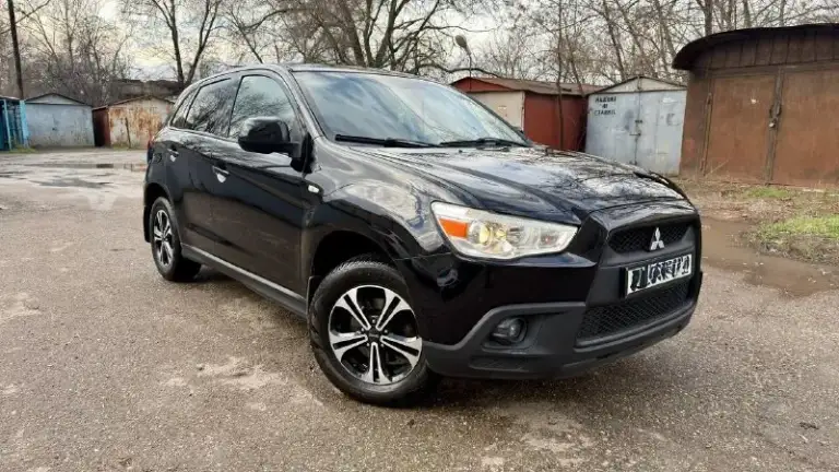 💶 Цена: 980.000₽. Торг, возможен обмен.
🚘 Марка / модель: mitsubishi asx
📅 Год выпуска: 2012
📊 Пробег:.198.000 км
⛽ Двигатель (тип,
Объем, ):бензин 1.8
🔧 Тип кпп: автомат
Харцызск-макеевка
Тел +7 (949) 040-28-44 феникс. Николай
+7 (920) 211-58-75. Мегафон
.Ватсап, телеграмм,
📝Описание: по документам авто чистая, любое оформление, пробег родной, автомобиль в очень хорошем состоянии, кузов практически весь в родной краски, не битый, без гнили и ржавчины, пороги и дно в идеальном состоянии.
По технической части автомобиль полностью обслужен, двигатель работает тихо, масло не ест от слова совсем, коробка работает идеально, во всех режимах, ходовая полностью обслужена,
Комплектация: кондиционер обслужен, подогрев сидений и зеркал, все стеклоподъемники, електрозеркала, abs,
Esp, штатная сигнализация, родная мультимедиа, подрулевые лепестки, два ключа, новая зимняя резина на литье.
Звоните в любое время.
Возможен обмен. - фотография - 7