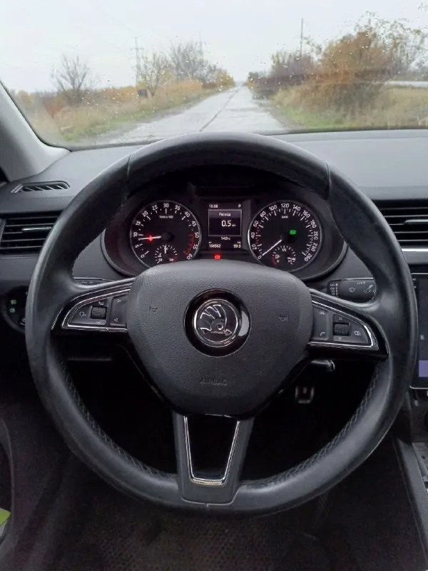 Пpoдам skoda octavia a7 2015 г. В. Переходная модель.
2.0 Tdi 150 л. С.
Кпп dsg6 с мокрым сцеплением (dq 250)
Пробег 168.500 км.
Обслужена.
Вопросы по телефону.
+79493074229 С 8-22
1.250.000 ₽
Осмотр днр новый свет старобешевский р-н
📲 Tg: @kozyrnoi87
📞 Звоните: +7(949)3074229 - фотография - 7