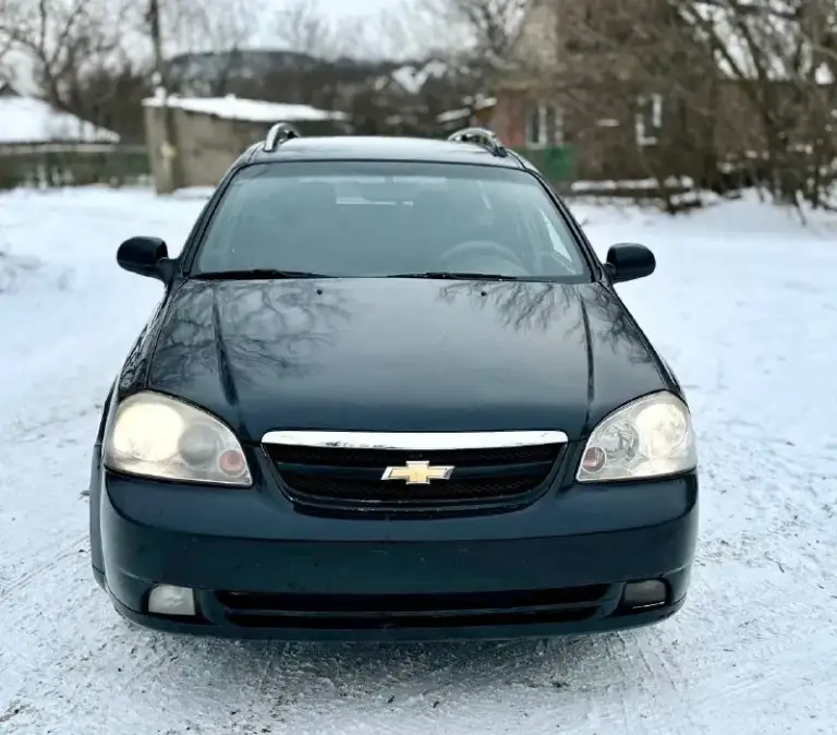 Цена 490.тыс. Руб.
Срочно очень срочно.
Chevrolet лаччети 2009г. В.1.6 механика
Авто в хорошем состоянии для своих лет.
Кузов не гнилой не ржавый есть пару вмятинок не критических на фото и видио видно. Работает ровно. Не дымит, масло не ест. Ходовая в полном порядке. Коробка тоже без нариканий. Салон чистый и ухоженный. Хорошая комплектация. Кондиционер, гур, подушки безопасности,4эл. Стеклоподьемника, эл. Зеркала, мульти руль,2хдиновая магнитола, центральный замок, тонеровка, зимняя резина на литых дисках. Документы в полном порядке на 180учоте. Юредически чистая, штрафов, запретов, ограничений нет. На учете стоит. Любое переоформление.
Осмотр донецк.
+79493114199
+79895340753 Телеграмм.
📲 Tg: vvv
📞 Звоните: +7(949)3114199 - фотография - 2