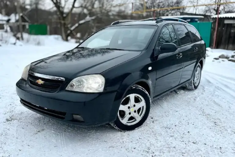 Цена 490.тыс. Руб.
Срочно очень срочно.
Chevrolet лаччети 2009г. В.1.6 механика
Авто в хорошем состоянии для своих лет.
Кузов не гнилой не ржавый есть пару вмятинок не критических на фото и видио видно. Работает ровно. Не дымит, масло не ест. Ходовая в полном порядке. Коробка тоже без нариканий. Салон чистый и ухоженный. Хорошая комплектация. Кондиционер, гур, подушки безопасности,4эл. Стеклоподьемника, эл. Зеркала, мульти руль,2хдиновая магнитола, центральный замок, тонеровка, зимняя резина на литых дисках. Документы в полном порядке на 180учоте. Юредически чистая, штрафов, запретов, ограничений нет. На учете стоит. Любое переоформление.
Осмотр донецк.
+79493114199
+79895340753 Телеграмм.
📲 Tg: vvv
📞 Звоните: +7(949)3114199 - фотография - 3
