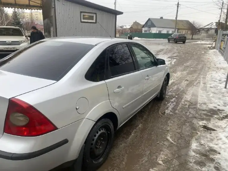 Продам форд фокус 2007
Пробег 376 000
1.8 Турбо дизель механика
Внешнее состояние очень хороший, работает без нареканий на двигатель и коробка салон ухоженный цена 580т. Р торг у капота автомобиль в мариуполе ! 89022686628 - фотография - 2