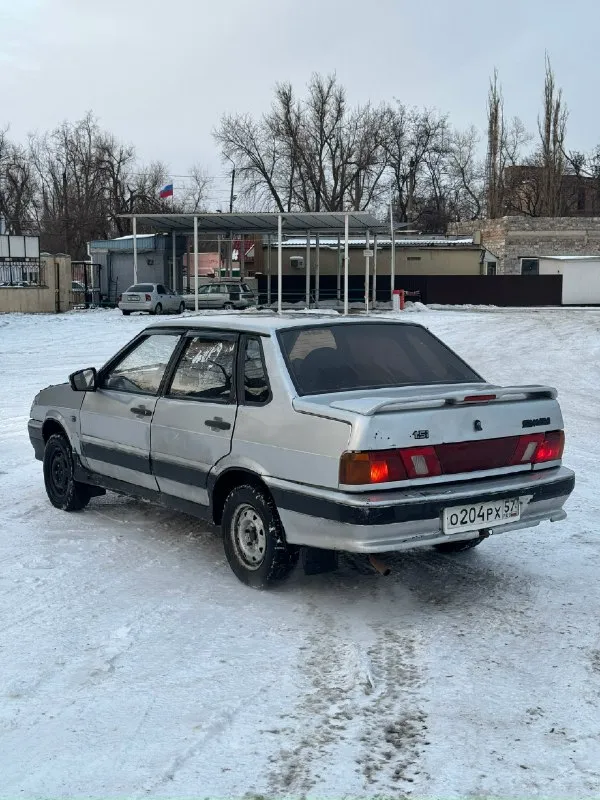 Продам ваз 2115, автомобиль 2001 года выпуска, с полным пакетом документов: стс, птс, договор купли продажи, автомобиль стоит на учёте. Мотор работает нормально, не дымит, не троит, не кипит, необходимо менять датчик дмрв. По коробке все хорошо, ничего не вылетает, все передачи включаются хорошо. По ходовой части нужно смотреть перед, ничего критического, но глянуть нужно. По кузову относительно недавно варили пороги и дно. По электрике все работают: хороший свет, печка, дворники, отдам в подарок магнитолу. Автомобиль находится в горловке. По запросу скину дополнительные фотографии и видео по автомобилю. Стоимость автомобиля 90.000 рублей. +79497381584
📞 Звоните: +7(949)7381584 - фотография - 2