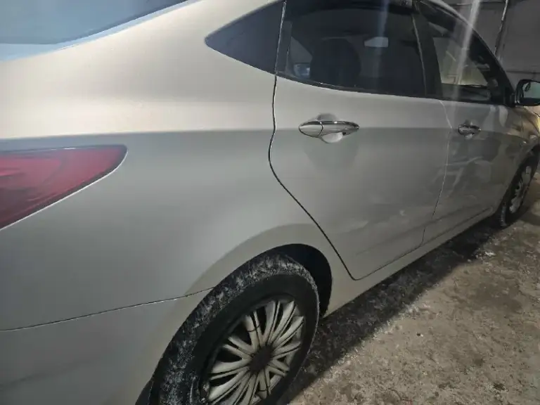 Продам hyundai accent 2012год. 137000км. Родного пробега ! Автомобиль местный 1 владелец за все время эксплуатации! Кузов полностью в заводской краске, салон не затяган! Установлено гбо4 ( вписан) очень дёшево ездить, расход 9 литров газа по городу! Масла, фильтра только заменил. По кузову не каких проблем нет, в живую как на фото ! Документы в полном порядке, продажа от собственника. Готов на любые проверки, скрывать не чего! Звоните будете очень довольны покупкой + будет хороший торг возле капота! Цена 900 т. Руб. +79494919098 донецк
📞 Звоните: +7(949)4919098 - фотография - 5