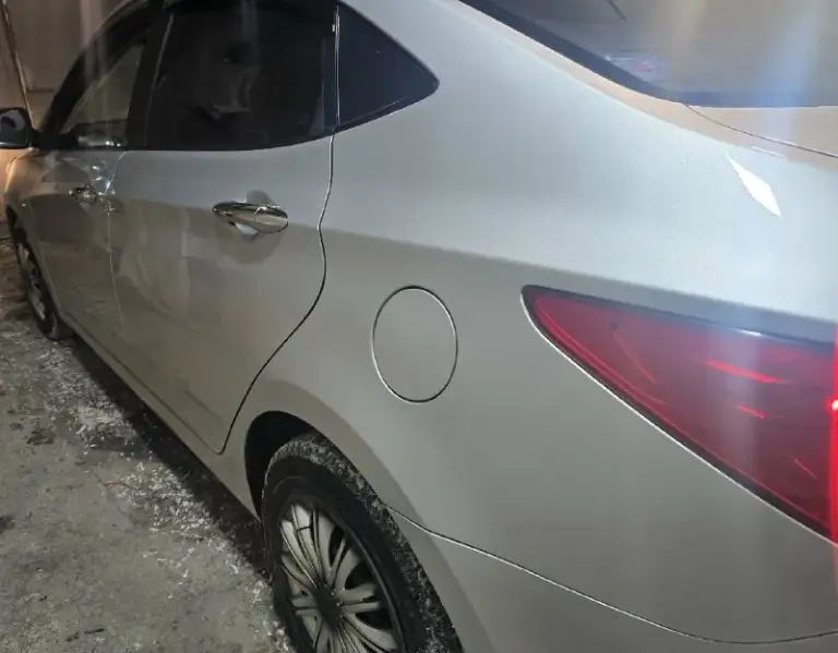 Продам hyundai accent 2012год. 137000км. Родного пробега ! Автомобиль местный 1 владелец за все время эксплуатации! Кузов полностью в заводской краске, салон не затяган! Установлено гбо4 ( вписан) очень дёшево ездить, расход 9 литров газа по городу! Масла, фильтра только заменил. По кузову не каких проблем нет, в живую как на фото ! Документы в полном порядке, продажа от собственника. Готов на любые проверки, скрывать не чего! Звоните будете очень довольны покупкой + будет хороший торг возле капота! Цена 900 т. Руб. +79494919098 донецк
📞 Звоните: +7(949)4919098 - фотография - 6