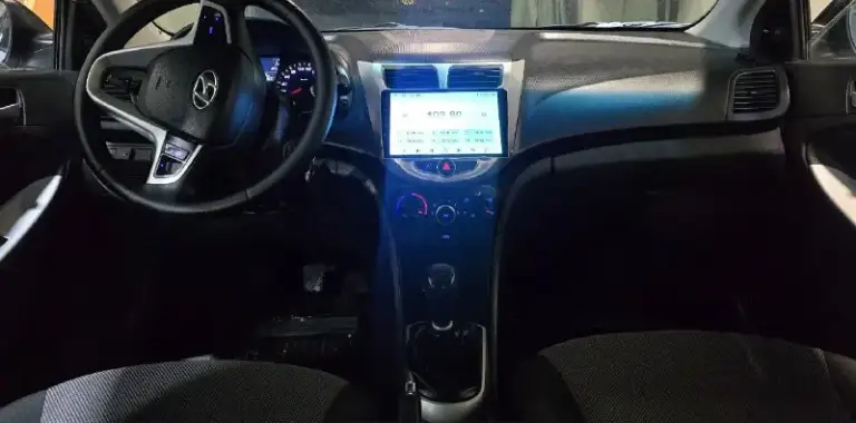 Продам hyundai accent 2012год. 137000км. Родного пробега ! Автомобиль местный 1 владелец за все время эксплуатации! Кузов полностью в заводской краске, салон не затяган! Установлено гбо4 ( вписан) очень дёшево ездить, расход 9 литров газа по городу! Масла, фильтра только заменил. По кузову не каких проблем нет, в живую как на фото ! Документы в полном порядке, продажа от собственника. Готов на любые проверки, скрывать не чего! Звоните будете очень довольны покупкой + будет хороший торг возле капота! Цена 900 т. Руб. +79494919098 донецк
📞 Звоните: +7(949)4919098 - фотография - 7