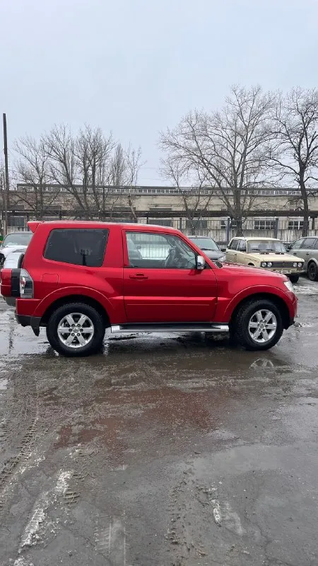 Продам mitsubishi pajero 4 2007 года выпуска
За машиной был бережный уход
Пробег: 380.000
Цвет: красный
3.2 Дизель
Кпп механика
Авто в хорошем состоянии. Проходимость очень высокая.
Есть проблемы со второй передачей, за это готов скинуть
Документы в полном порядке
Торг уместен.
Цена: 1.350.000
+79185179338
+79497061087
📞 Звоните: +7(949)7061087 - фотография - 7