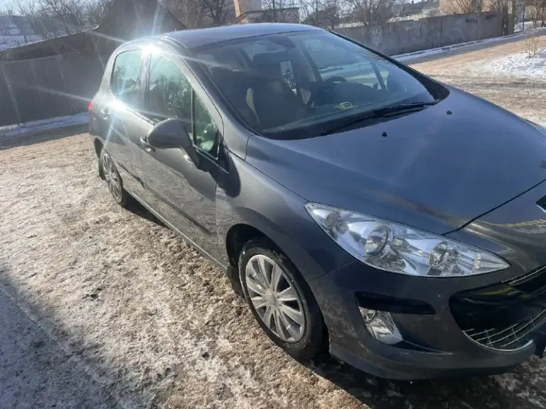 Продам peugeot 308 год 2010 климат пробег 203 т механика цена 500 торг цена 450 без торга тел: +79494973565 обмен
📞 Звоните: +7(949)4973565 - фотография - 2