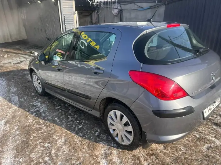 Продам peugeot 308 год 2010 климат пробег 203 т механика цена 500 торг цена 450 без торга тел: +79494973565 обмен
📞 Звоните: +7(949)4973565 - фотография - 7