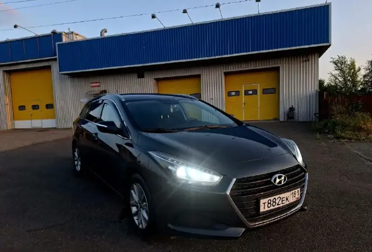 Продам hyundai i40
Официальная машина куплена в салоне!
Цвет мокрый асфальт, перламутр.
✅️Комфортные сидения, много места в салоне
✅️ Led оптика / камера заднего вида / 3 режима вождения/ подогрев сидений/работающий кондиционер / авторучник.
✅️ , Ходовая в отличном состояний!
2 Ключа / 2 комплекта резины
Любые проверки, сопровождение в мрео
2.0 Атм бензин
Расход 9л
, 128Тыс пробег
Год: 2016
Цена: 1 290 000руб🔥
Торг, обмен, кредит
+79595540000
+7959214 0622(Телеграмм/ватсап) луганск
📞 Звоните: +7(959)5540000 - фотография - 1