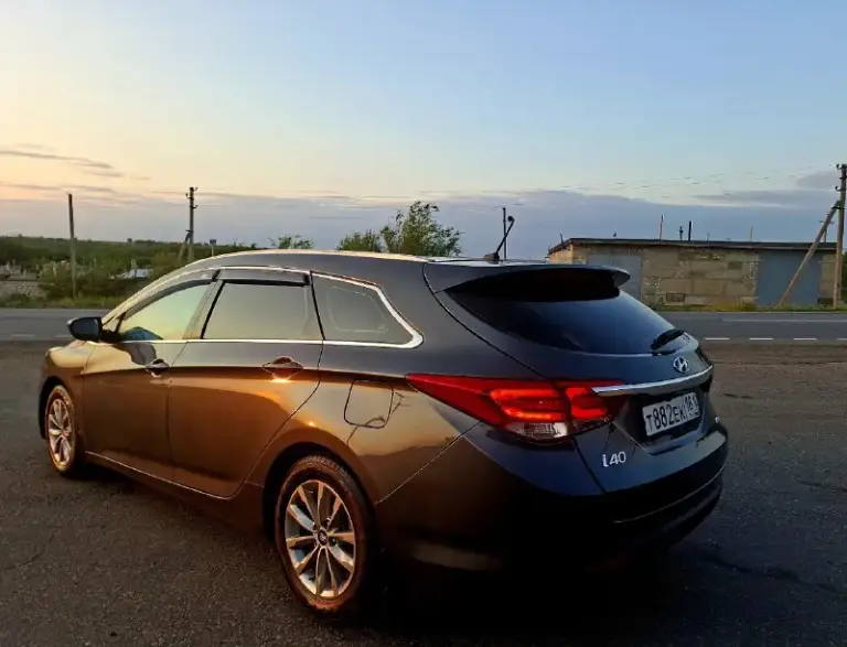 Продам hyundai i40
Официальная машина куплена в салоне!
Цвет мокрый асфальт, перламутр.
✅️Комфортные сидения, много места в салоне
✅️ Led оптика / камера заднего вида / 3 режима вождения/ подогрев сидений/работающий кондиционер / авторучник.
✅️ , Ходовая в отличном состояний!
2 Ключа / 2 комплекта резины
Любые проверки, сопровождение в мрео
2.0 Атм бензин
Расход 9л
, 128Тыс пробег
Год: 2016
Цена: 1 290 000руб🔥
Торг, обмен, кредит
+79595540000
+7959214 0622(Телеграмм/ватсап) луганск
📞 Звоните: +7(959)5540000 - фотография - 6