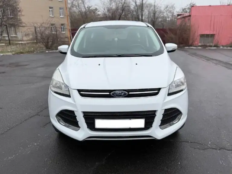 Ford kuga 2013, бензиновый двигатель 1.6, механическая коробка передач.
Два собственника.
Подтвержденный оригинальный пробег — 168 000 км.
Отличное состояние! Кузов оцинкован, все стекла оригинальные, включая лобовое. Двигатель работает ровно, без посторонних шумов и ошибок. Коробка передач плавная, ходовая часть без стуков.
Полный комплект ключей и сервисная книга.
Документы в полном порядке, продажа с полным оформлением.
Обмен не рассматривается.
Фиксированная цена — 850 000 рублей.
Город донецк.
Телефон: +7(949)3710826. Готовы предоставить все данные по автомобилю и видеообзор.
📞 Звоните: +7(949)3710826 - фотография - 3