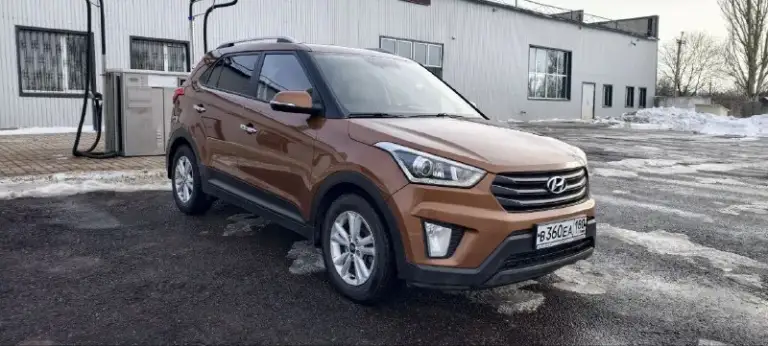 Продам hyundai creta, 2017 г. В. (декабрь), 2.0 л, 4wd, 175 000 км
Цена: 1 730 000 руб. (торг уместен при осмотре)
Контакт : +7 (949) 409-86-89
---
Ключевые параметры:
· Год/месяц выпуска: декабрь 2017
· Двигатель: 2.0 литра, бензин
· Коробка:
· Привод: полный (4wd)
· Пробег: 175 000 км (трассовый, подтвержден записями)
· Цвет: зеленый («автотека»)
· Состояние: не бит, не крашен
· Владелец: в птс
· Комплектация: максимальная (или пред максимальная)
Основное оснащение:
· Климат-контроль (двухзонный)
· Круиз-контроль
· Обогрев руля, всех сидений, зеркал и лобового стекла
· Динамические поворотники
· Легкосплавные диски
· Два комплекта резины (летняя + зимняя)
Недавно произведена замена всех рабочих жидкостей:
· Масло в двигателе
· Масло в
· Масло в редукторе и муфте полного привода
 
Преимущества для покупателя:
· Чистая история (без дтп).
· Полное и прозрачное техническое состояние.
· Готов к любым проверкам
· Два комплекта резины в сделке.
Контакт : +7 (949) 40
📞 Звоните: +7(949)4098689 - фотография - 1