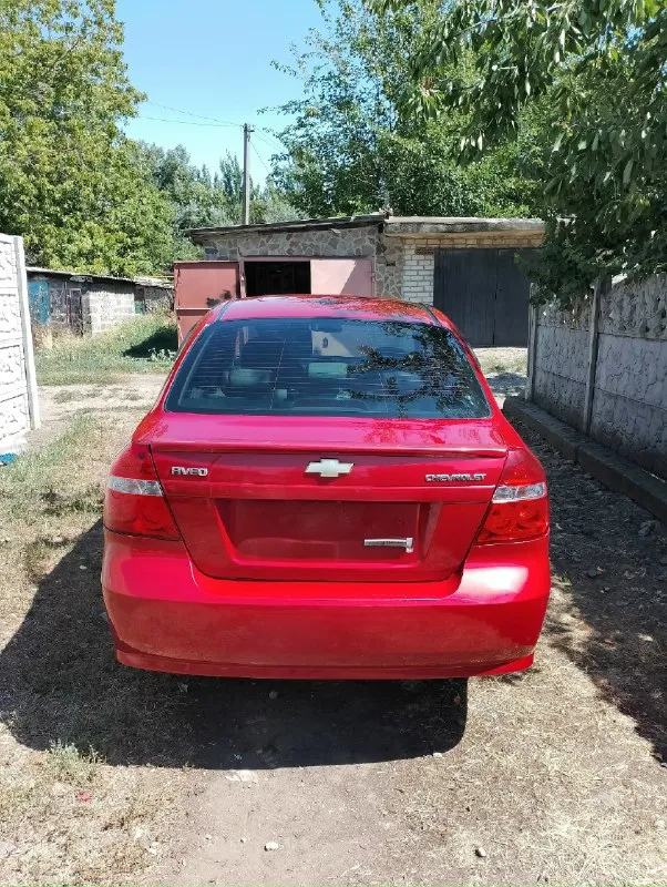 Продам chevrolet авео. 2008 год. Мотор 1.2 цепной (84лс ) работает идеально ! Кузов без ржавчины и дыр, дно стаканы всё целое, чистый ухоженый салон, не чего не стучит не гремит не дымит, мотор коробка ходовка всё отличное ( регулярное то каждые 7-8 т. Км. И своевременная замена расходников и необходимых деталей, стоит зимняя резина на штампованых дисках, в коплекте летняя резина на литых дисках r15 ( и той и другой по 2 сезона). Комплектация: led лампы (ближний, дальний, противотуманки) гидроусилитель руля, подушка безопасности, кондиционер android магнитола (boss mini) видеорегистратор ( фронтальная 2 к, задняя камера 720 hd), 2 ключа сигнализация starline ( отключена, можно восстановить), докатка + инструменты для замены колеса. Очень экономичная по расходу топлива. Цена 465000 осмотр г. Иловайск, телефон +79493809212
📞 Звоните: +7(949)3809212 - фотография - 2