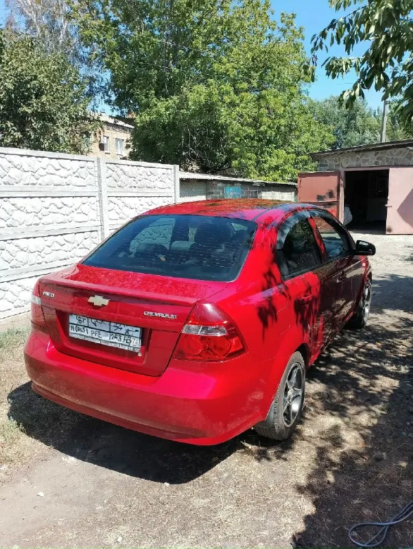 Продам chevrolet авео. 2008 год. Мотор 1.2 цепной (84лс ) работает идеально ! Кузов без ржавчины и дыр, дно стаканы всё целое, чистый ухоженый салон, не чего не стучит не гремит не дымит, мотор коробка ходовка всё отличное ( регулярное то каждые 7-8 т. Км. И своевременная замена расходников и необходимых деталей, стоит зимняя резина на штампованых дисках, в коплекте летняя резина на литых дисках r15 ( и той и другой по 2 сезона). Комплектация: led лампы (ближний, дальний, противотуманки) гидроусилитель руля, подушка безопасности, кондиционер android магнитола (boss mini) видеорегистратор ( фронтальная 2 к, задняя камера 720 hd), 2 ключа сигнализация starline ( отключена, можно восстановить), докатка + инструменты для замены колеса. Очень экономичная по расходу топлива. Цена 465000 осмотр г. Иловайск, телефон +79493809212
📞 Звоните: +7(949)3809212 - фотография - 3