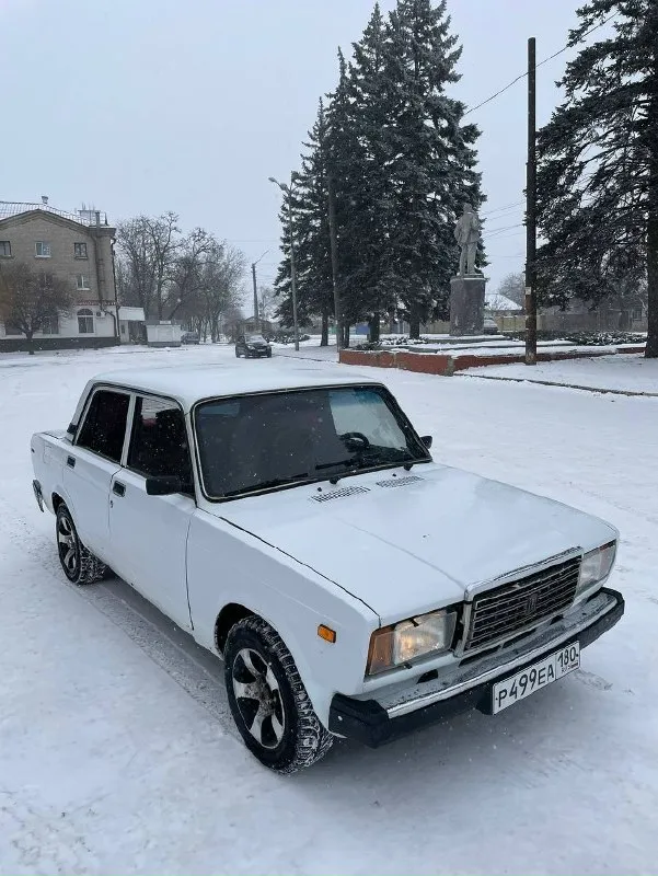Продам ваз 2107 состояние хорошее автомобиль не крашеный весь в родном окрасе и металле делать нечего не надо сел и поехал стоит газ вписан в птс автомобиль на 180учете я собственник переоформления без проблем цена 145тыщ. . Торг понимающим людям на бензин 2004год карб работает отлично заводится в любой мороз коробка 5ступка не выбивает нечего не хрустит хорошая зимняя резина на нормальных дисках звонить в любое время суток звонить только по делу кому догоро берите гнилую 2115 и катайтесь воздух мимо всех благ +79490355170 так же на этом номере телеграмм
📞 Звоните: +7(949)0355170 - фотография - 1