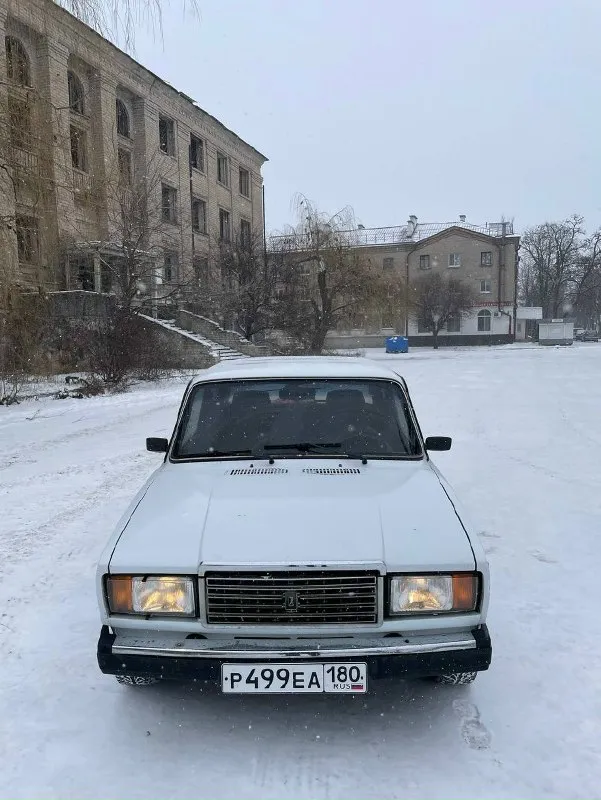 Продам ваз 2107 состояние хорошее автомобиль не крашеный весь в родном окрасе и металле делать нечего не надо сел и поехал стоит газ вписан в птс автомобиль на 180учете я собственник переоформления без проблем цена 145тыщ. . Торг понимающим людям на бензин 2004год карб работает отлично заводится в любой мороз коробка 5ступка не выбивает нечего не хрустит хорошая зимняя резина на нормальных дисках звонить в любое время суток звонить только по делу кому догоро берите гнилую 2115 и катайтесь воздух мимо всех благ +79490355170 так же на этом номере телеграмм
📞 Звоните: +7(949)0355170 - фотография - 2
