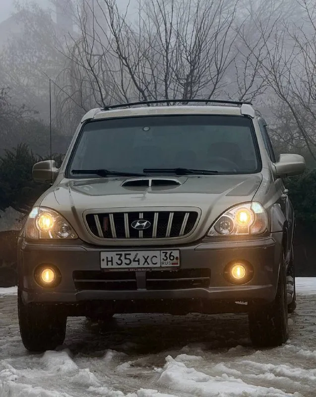 В продаже hyundai terracan. , 2.9 л, турбодизель. Настоящий рамный внедорожник. , постоянный полный привод. , автомобиль обслужен. , ухожен. Тнвд перебирался в начале осени. , промыт бак, обслужена система тормозов. , заменён стартер, выполнена ревизия ходовой части. Новые масла. Находится 15 лет в одной семье. Родной окрас. Двигатель обслужен. , всё сухое, работает ровно. Вечная “механика“, никаких нареканий не имеет. Тяга сумасшедшая. , вытаскивал в начале января f-250 севший на раму. Есть климат и подогревы сидений, зеркал и лобового, 4 эл. Сп, эл. Зеркала, хорошая акустика. ., 2din магнитола pioneer и т. Д. Оптика новая, покрыта бронеплёнкой. , свет отл. Резина стоит всесезонная с хорошим остатком. Есть возможность установки 3-го ряда сидений.
Контакты : +7 (949) 363-52-68 (есть «telegram») цена : 750,000 рублей. Обмен не рассматриваю. Территориально находится в г макеевка (центр) - фотография - 3