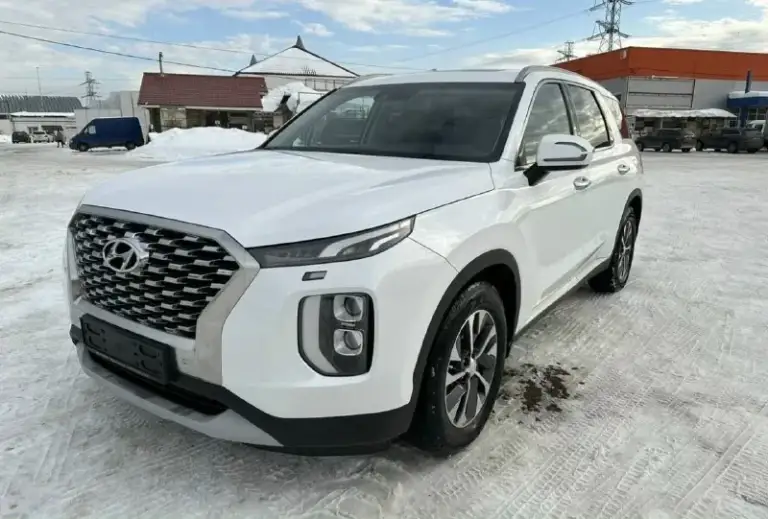 Hyundai palisade 2019г. 4,3🍋 (торг реальному покупателю). Территориально шахтерск. Машина комфортная и надежная, шикарный бело- перламутровый цвет🔥 ✔️комплектация - prestige ✔️пробег : 89000км опции: - бесключевой доступ - обдув / обогрев передних сидений и задних. - autohold - беспроводная зарядка - русифицирована - камера заднего вида - электросидения - люки - круиз-контроль - 3х-зонный климат-контроль - электронный ручной тормоз - 7 типов режимов привода удержания за рулём. - 8 мест для пассажиров ( третий ряд полноценный) - тонирована - колеса 19, резина новая. Любые проверки за ваш счет. +79495715406 анна.
📞 Звоните: +7(949)5715406 - фотография - 2