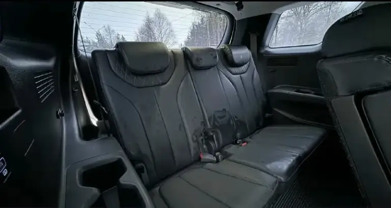 Hyundai palisade 2019г. 4,3🍋 (торг реальному покупателю). Территориально шахтерск. Машина комфортная и надежная, шикарный бело- перламутровый цвет🔥 ✔️комплектация - prestige ✔️пробег : 89000км опции: - бесключевой доступ - обдув / обогрев передних сидений и задних. - autohold - беспроводная зарядка - русифицирована - камера заднего вида - электросидения - люки - круиз-контроль - 3х-зонный климат-контроль - электронный ручной тормоз - 7 типов режимов привода удержания за рулём. - 8 мест для пассажиров ( третий ряд полноценный) - тонирована - колеса 19, резина новая. Любые проверки за ваш счет. +79495715406 анна.
📞 Звоните: +7(949)5715406 - фотография - 5