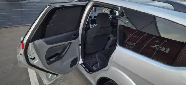Продам ford focus 2 рестайлинг 2008г - я собственник двигатель 1.8 мкпп комплектация - установлена сигнализация starline управление с приложения, штатный доп. Отопитель салона, подогрев лобового стекла и заднего с боковыми зеркалами, омыватель передних фар и задней камеры, android мультимедиа с камерами 360, не плохая акустика, заводские шторки в задних дверях, охлаждения бардочка при использование кондиционера, круиз контроль и управление мультимедиа на руле. Полностью в шумоизоляции, так же была обработка кузова и всех плоскостей от корозии( чеки в наличии ) поменяно сцепление, ставил фирму luk, новая зимняя резина липучка проехал на ней около 10тыс вообщем живой, ухоженный автомобиль, любые проверки за ваш счет. Цена: 650т находится в г. Горловка +79494892082 +79912018165 лучше писать в телеграм
📞 Звоните: +7(949)4892082 - фотография - 4