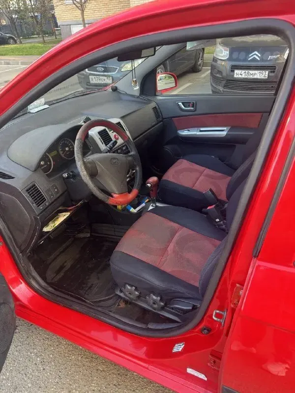 Продам hyundai гетс 2010г.10 лет в одних руках. Пробег 176000км. Цена 670т. Р. Торг. +79497302172 сергей
📞 Звоните: +7(949)7302172 - фотография - 2