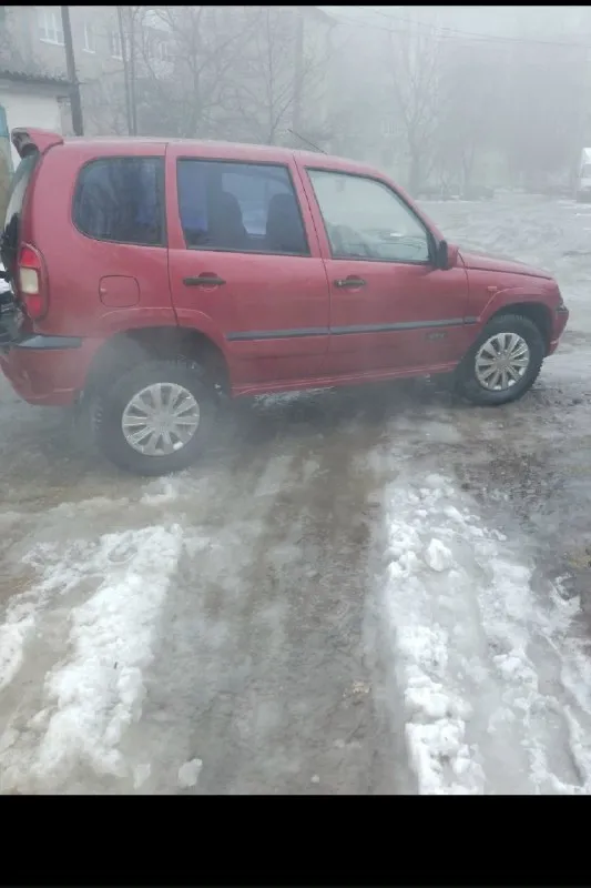 Продам chevrolet niva. Год 2008, двигатель 1.7, цвет красный, привод полный. Один хозяин. Состояние машины хорошее, кузов целый, гнили нет. Двигатель норма, масло не ест. Подогрев сидений, гидроусилитель руля, печка, эл. Зеркала, эл, стекла. И. Т. Д. Пробег 170000. Цена 400000₽. Торг. Харцызск. Все остальное по телефону +79494228407,+79490348343.
📞 Звоните: +7(949)4228407 - фотография - 3