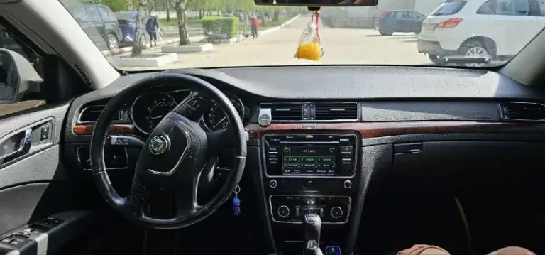 Срочно
Skoda superb 2013год
1.8 Турбо, коробка dsg,
Пробег 194 000
Двигатель после ремонта, ремонт на 185 000
Масло в коробке замена 193 000
По технике обслужена
Максимальной комплектации
Авто без вложений
Сел поехал
Осмотр г. Снежное
1 300 000 ₽ Торг
+79494166845 - фотография - 3