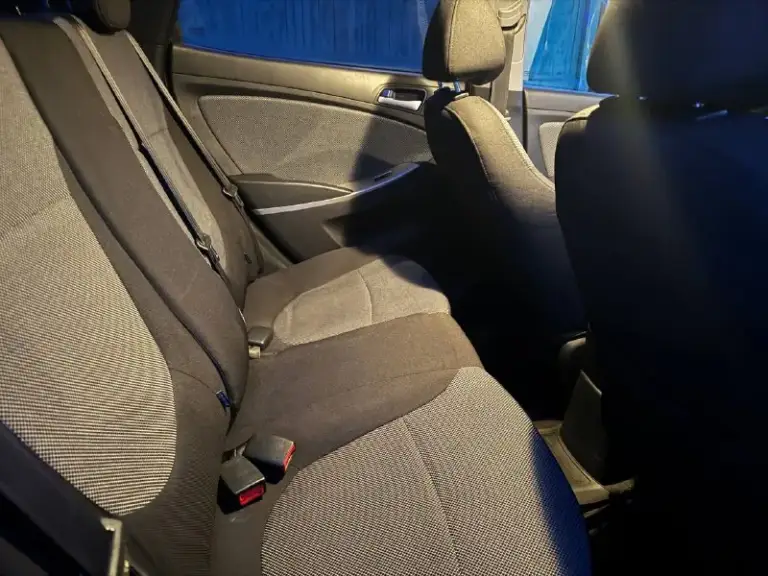 Hyundai solaris

Год выпуска: 2012
Двигатель: бензин 1.6
Пробег: 175 тысяч
Коробка: механика 5-ст
Полный электропакет
Электро зеркала
Электро стеклоподъемники
Обогрев лобового-заднего стекла
Обогрев зеркал
Подогрев сидений в 2-х режимах
Кондиционер рабочий
Магнитола пролог
Сигнализация с автозапуском
2 Комплекта ключей с пультами

Машина в прекрасном состоянии мотор работает как часы, коробка щелкает отлично не хрустит и не выбивает, ходовая на твердую 5-ку, кузов и днище без ржавчин дыр и коррозий, салон не затерт и не порван все кнопки работают всё функционирует, печка в машине ташкент зимой на холодную 5-10 минут и в машине жара, кондиционер рабочий холодит как в антарктиде, фары led, комплект резины зима+лето michelin вместе с резиной отдам новые оригинальные колпаки, на машине езжу каждый день, готов на любые проверки на вашем сто и за ваш счет, документы в полном порядке!
Продажа в связи с покупкой нового семейного автомобиля!!!
Цена 785.000р торг реальным людям!
+79495205833 Саша - фотография - 8