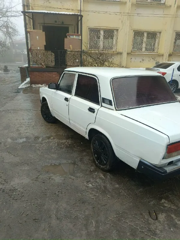 Продам ваз 2107, год выпуска 2008, двигатель 1,5 инжектор, ходовка перебрана, коробка не хрустит не выбивает, печка греет, новый аккумулятор, документы в порядке, цена 140000₽ торг +7949-072-75-97 донецк
📞 Звоните: +7(949)0727597 - фотография - 2