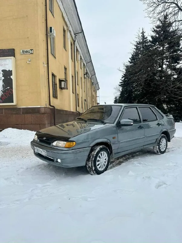 Продам ваз 2115 год 2007 мотор 1.6 пробег 170т мотор коробка на отлично подвеска не стучит не гремит по электричеству работает все что должно работать печка как в бане много чего нового кузов в прекрасном состоянии дно пороги целые стаканы лонжы целые чистый ухоженный салон не плохая музыка по докам чистая любое переоформление остальные вопросы по телефону г макеевка цена 205 тр торг у капота звоните пишите в любое время мой номер для связи +79490517995 если не дозвонились пишите на телеграмм на этом же номере
📞 Звоните: +7(949)0517995 - фотография - 3