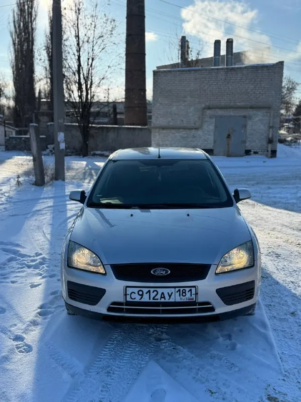 Ford focus 2. Форд фокус 2
Пробег 250.000км
Двигатель 1,6 бензин, атмосферный, простой и надежный. Кпп механика. Ошибок нет, работает отлично, масло не берет. Полностью обслужен, течей и запотеваний нет.
В продаже живой универсал, машина местная, до этого пригонялась с европы, не путайте с российской сборкой. По кузову в хорошем состоянии. Родной окрас, за исключением пары элементов и то без шпаклевки, толщиномер могу предоставить. В дтп не участвовала, все герметики, сварные точки и т. Д родные. Дно, пороги в отличном состоянии, любые проверки на подъемнике.
В комплектации рабочий кондей, стеклоподъемники, подогревы заднего стекла и зеркал, стабилизация, парктроники. Все функции работают.
Новая зимняя резина. Лобовое без трещин. Два ключа. Из недавнего заменили: комплект грм с помпой, комплект сцепления, масло, антифриз, тормозные диски и колодки.
Находится в макеевке, звонить в любое время
+79493594733
540.000 Торг у капота
📞 🇷🇺 Звоните: +79493594733 - фотография - 1