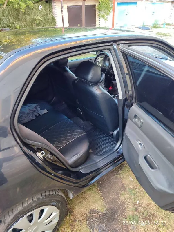В продаже mitsubishi lancer 9
Машина в хорошем состоянии. Вложение не просит.
Имеется газ/бензин.
Год выпуска 2006
Объем 1.6
В хорошей комплектации, есть кондиционер, заправлен.
Цена автомобиля 450.000 торг у капота !
Находиться донецк, петровский район.
Звонить по номеру +79494192594
📞 Звоните: +7(949)4192594 - фотография - 5