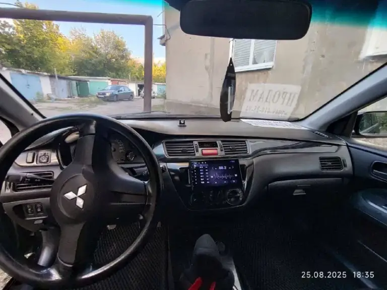 В продаже mitsubishi lancer 9
Машина в хорошем состоянии. Вложение не просит.
Имеется газ/бензин.
Год выпуска 2006
Объем 1.6
В хорошей комплектации, есть кондиционер, заправлен.
Цена автомобиля 450.000 торг у капота !
Находиться донецк, петровский район.
Звонить по номеру +79494192594
📞 Звоните: +7(949)4192594 - фотография - 9