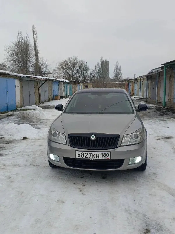 Продам skoda октавия а5. 2012г. В идеальном состоянии. Я хозяин. Двигатель1.8 tsi акпп айсин 6-ступ. 152 л. С. Пробег 156 тыс. Км. Мотор, коробка, ходовая все обслужено. Опции: подогрев передних сидений, 2х зонный климат контроль, круиз контроль, адаптивный свет, хор. Музыка, сигнализация, задний парктроник.2 ключа, 2 комплекта резины, чехлы кожа, сиденья целые под чехлами, установлена защита двигателя, титаны r16. Цена 1250000тыс. +торг. Другая информация по тел:+79495001387
📞 Звоните: +7(949)5001387 - фотография - 1