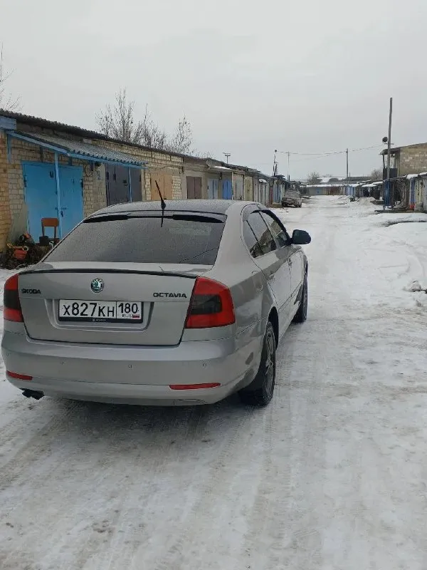 Продам skoda октавия а5. 2012г. В идеальном состоянии. Я хозяин. Двигатель1.8 tsi акпп айсин 6-ступ. 152 л. С. Пробег 156 тыс. Км. Мотор, коробка, ходовая все обслужено. Опции: подогрев передних сидений, 2х зонный климат контроль, круиз контроль, адаптивный свет, хор. Музыка, сигнализация, задний парктроник.2 ключа, 2 комплекта резины, чехлы кожа, сиденья целые под чехлами, установлена защита двигателя, титаны r16. Цена 1250000тыс. +торг. Другая информация по тел:+79495001387
📞 Звоните: +7(949)5001387 - фотография - 4