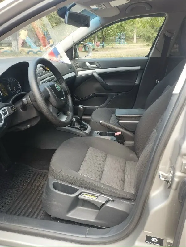 Автор: продам автомобиль skoda октавия 2010 год. Коробка механика, пробег 220 тыс. Км родной, не отмотан. Двигатель 1,6 л установлен газ метан. Цена 750 тыс. Рублей. Все вопросы по телефону+7949 387 52 21.. ???наш телеграм канал [ бесплатное размещение за репост??? Правила сообщества [ мы в мах [ [
📞 Звоните: +7(949)3875221 - фотография - 5