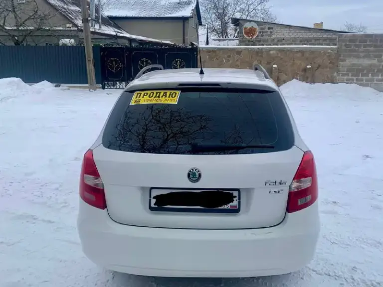 Здравствуйте продам
Skoda fabia 2011 г
Двигатель 1.4 в отличном состоянии масло не берет.
Не троит не дымит. По ходовой части вопросов нет. Резина новая шиповка. По кузову нареканий нет, с документами полный порядок
Любое переоформление.
Кондер заправлен холодит четко. Abs, esp, передние стеклоподъемники, штатная мультимедиа, подогревы зеркал передних сидений, остекление все заводское. 570000 т. Р торг у капота.
Остальные вопросы по телефону
+7949-426-74-93
+7905-496-06-38(Телеграмм)
Осмотр г. Харцызск
Всем добра ✌️ - фотография - 5
