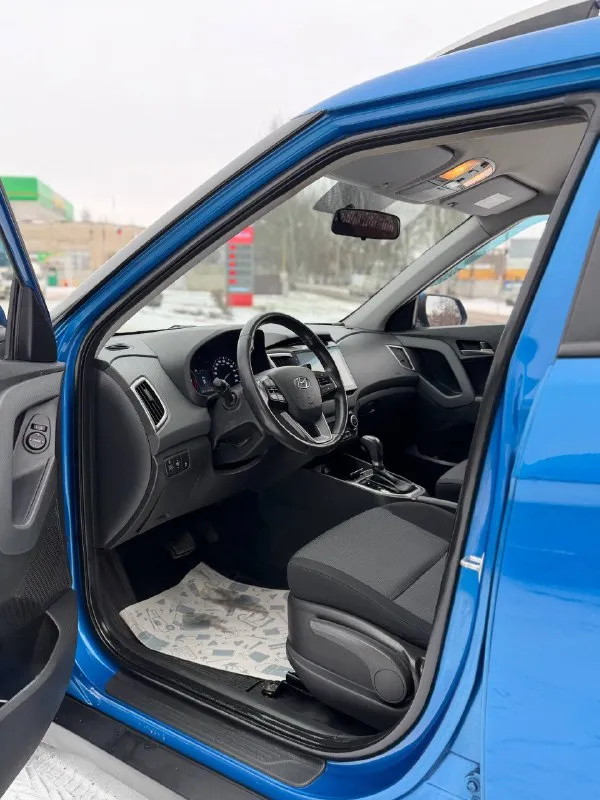 Hyundai creta 2018
Машина в идеальнейшем состоянии вложений не требует от слова совсем
Мотор 1.6 бензин тихий и экономичный, работает как часы
Коробка автомат, переключает плавно без пинков и рывков
Кузов без окрасов, сколов и ржавчины !!!
Ходовая часть без нареканий не стучит и не гремит.
Салон ухожен, не прокурен
Родной пробег 150 тысяч км.
Зеленейшая автотека !!!
Богатая комплектация
Датчик света и дождя, электро регулировка зеркал, полный электро пакет, кожаный мультируль, круиз контроль, климат контроль, подогрев сидений и руля, мультимедиа с блютуз
Цена-1.665.000 торг-обмен
+79496358178 - фотография - 5