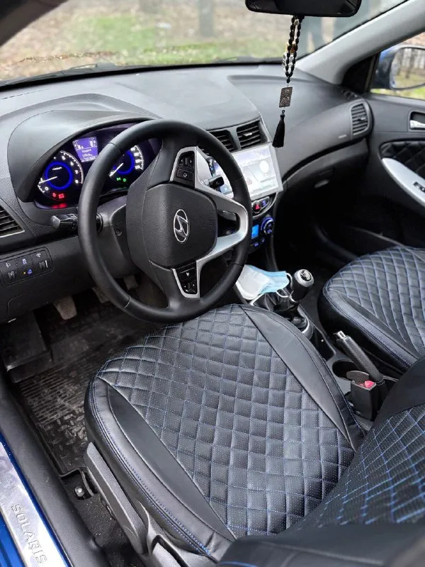 Продам hyundai solaris🔥
Год выпуска:2013🔥
Пробег, км:153.000(оригинал) 🔥
Модификация:1.6мт 🔥
Тип двигателя:газ/бензин🔥
Коробка передач :механика 🔥
Привод:передний🔥
Тип кузова : седан🔥
Koмплeктaция: elegance🔥
Цвет: cиний🔥
3 Собственника с 2013г.
Продажа автомобиля от собственника. Автомобиль в богатой комплектации и в ухоженном состоянии. Таких хозяйских машин осталось малость.
Машина на полном ходу, не требует никаких вложений от слова совсем.
В идеальном состоянии, не троит, не дымит, не имеет каких либо посторонних звуков, работает идеально как на газу так и не бензине. Замена масла каждые 7.000.под капотом ничего не намывал, не подготавливал, чтобы было видно, что мотор сухой, без каких-либо потёков.
Мкпп-в идеальном состоянии, все передачи включаются мягко, без хрустов, ничего не выбивает.
Ходовая-мягкая, ничего не стучит, не тарабанит, всё что нужно было - поменяно.
При встречу всё расскажу и покажу.
Цена:899.999 тысяч
Возможен пригон по договоренности.
Возможен обмен.
Номе
📞 Звоните: +7(949)5752024 - фотография - 10