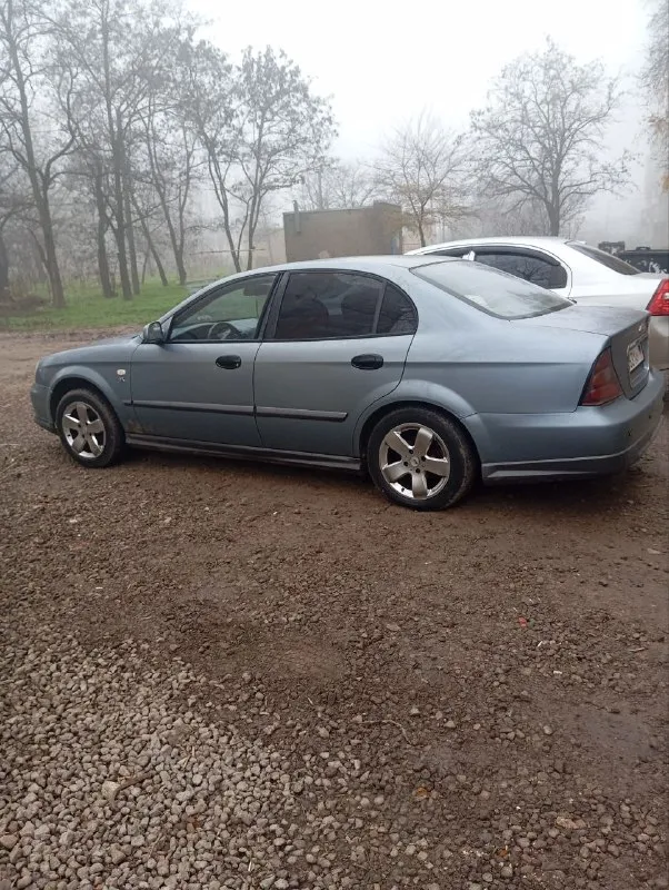 Продам chevrolet эванда, 2005,г. На полном ходу, без документов, только тех талон учёт днр. Стоит газ метан, кандер, кожанный салон. 210т. Р +79490299785
📞 Звоните: +7(949)0299785 - фотография - 3